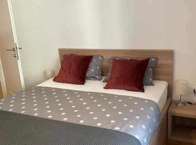 Twix Πανσιόν Λιουμπλιάνα